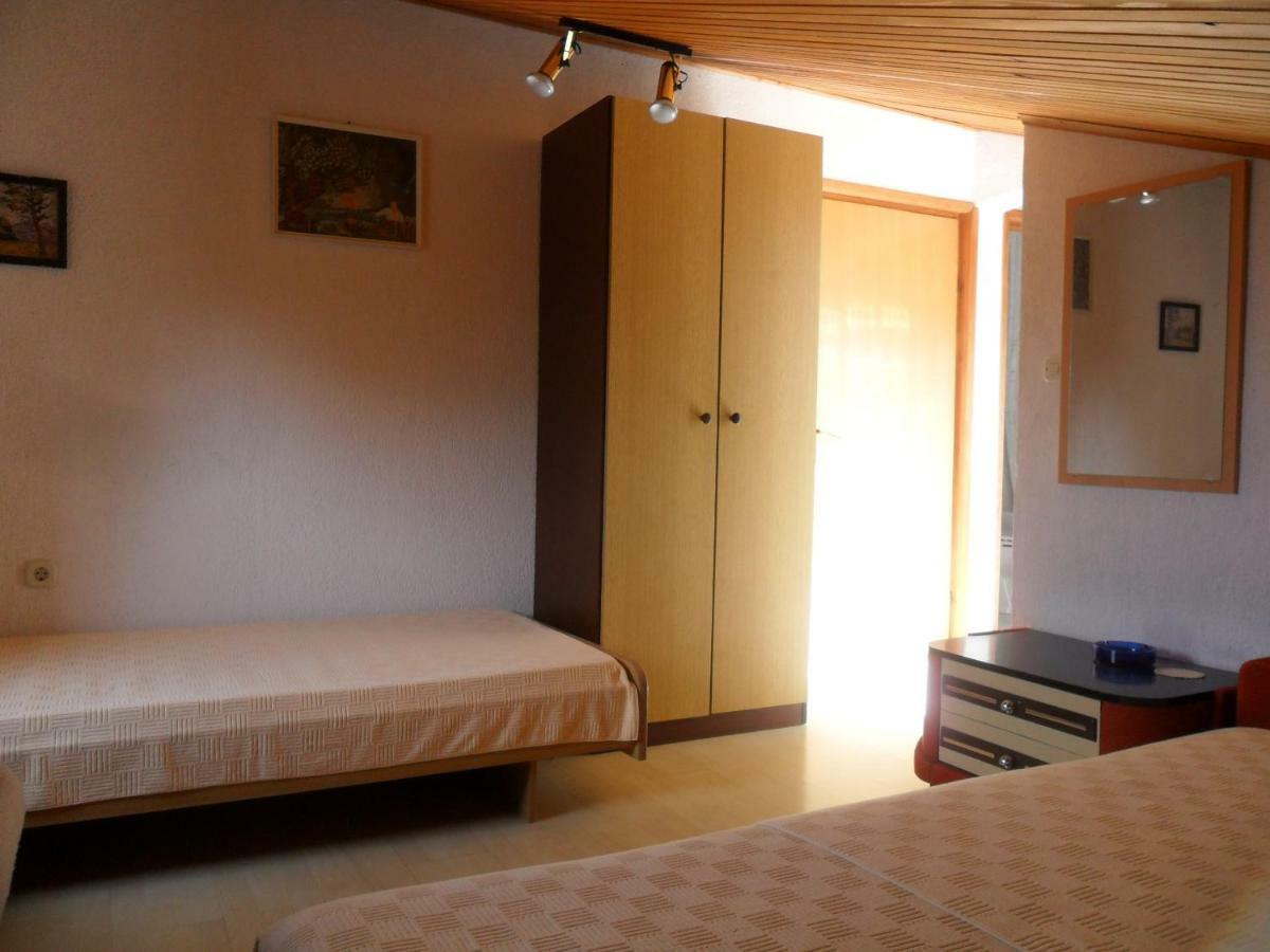 Apartments Simpa Njivice Luaran gambar