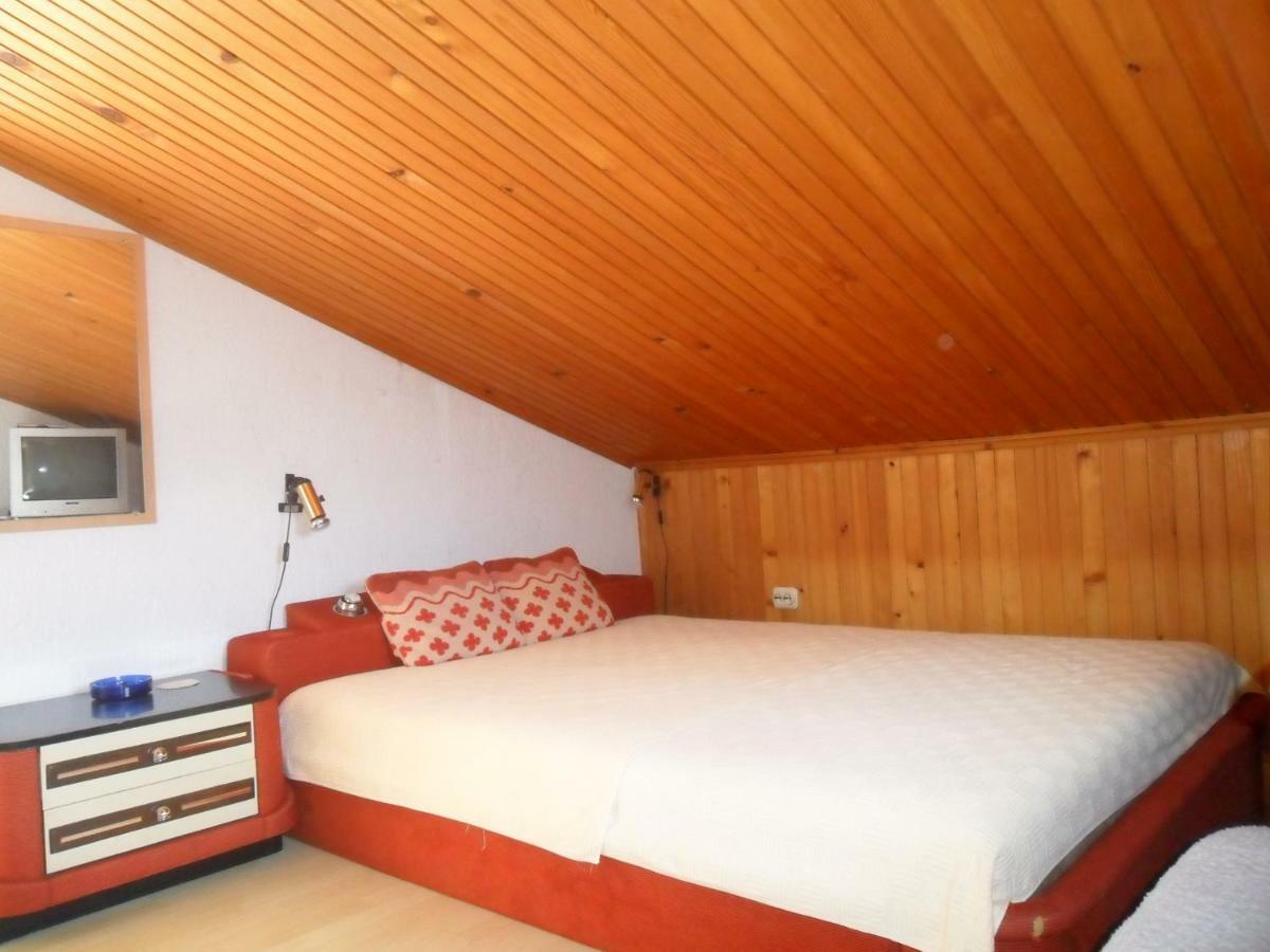 Apartments Simpa Njivice Luaran gambar